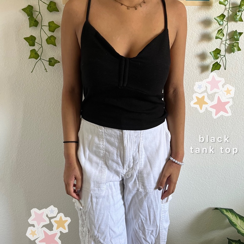 black tank top !